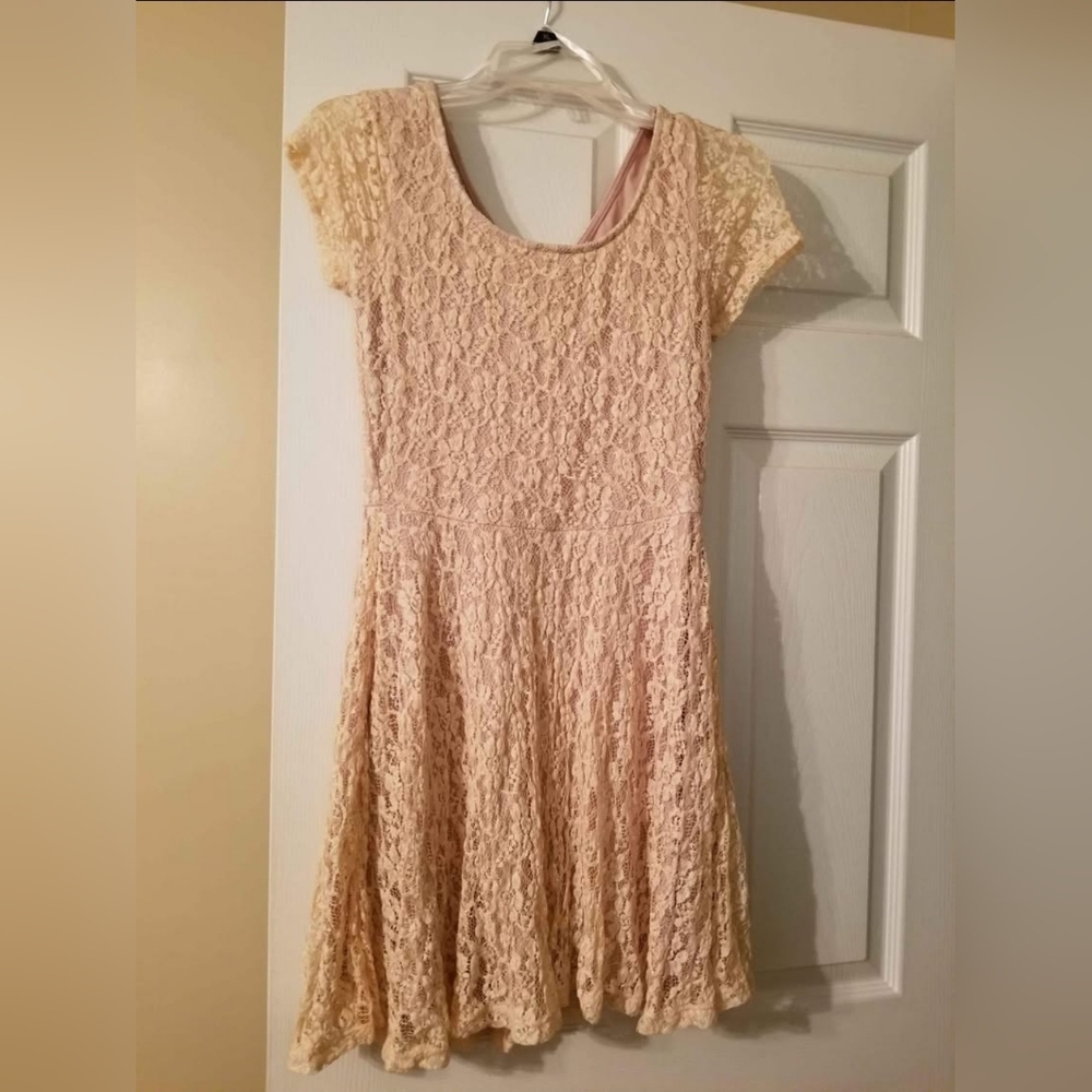 Elegant Lace Dress in Cream